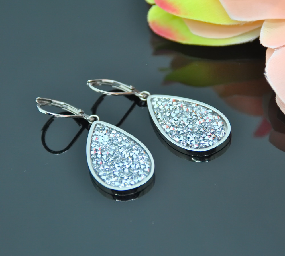 Auskari ar Swarovski Elements kristāliem VE-2539