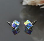 Auskari ar Swarovski Elements kristāliem VE-2598