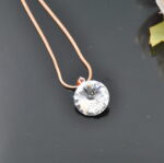 Kulons ar Swarovski Elements kristāliem VP-2310