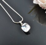 Kulons ar Swarovski Elements kristāliem VP-2339