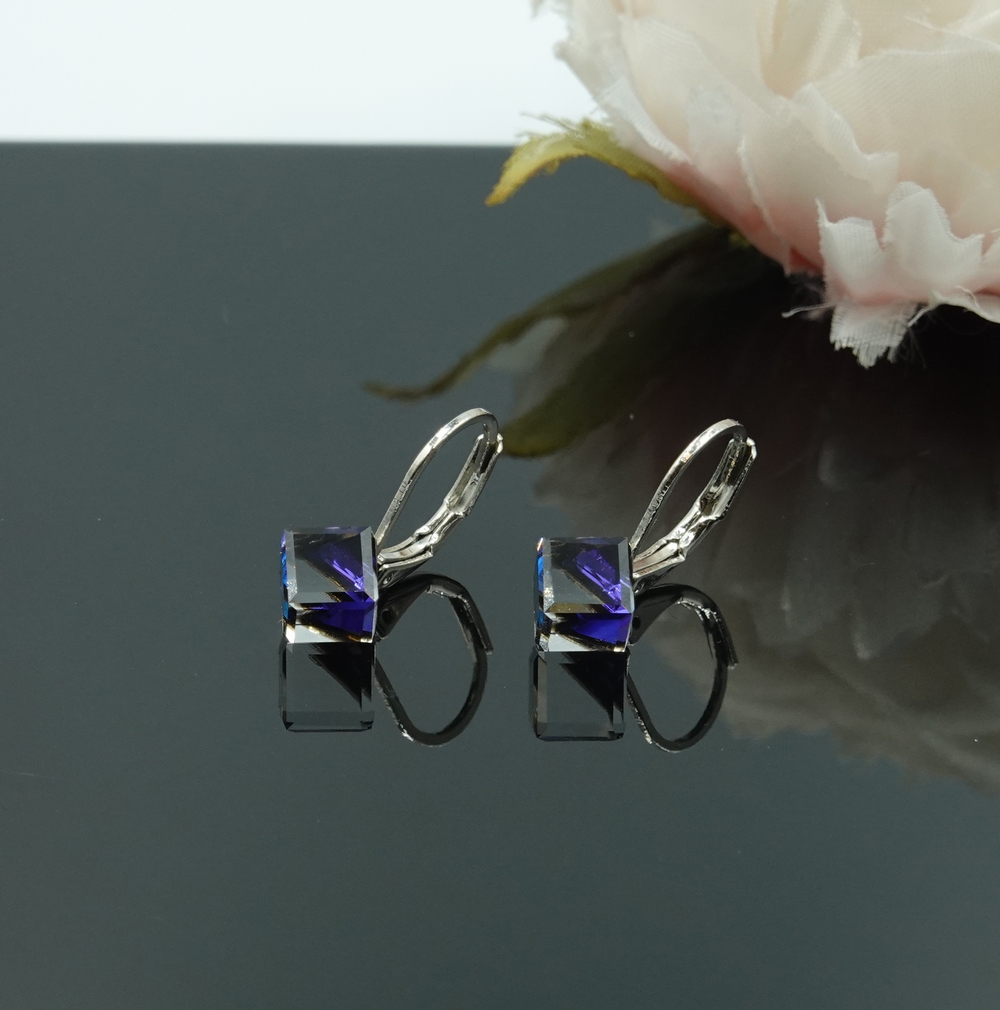 Auskari ar Swarovski Elements kristāliem VE-3936