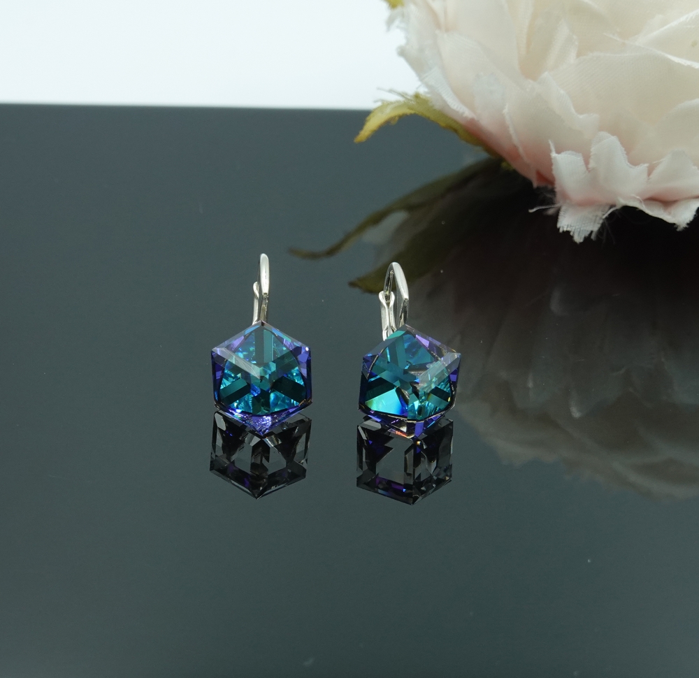 Auskari ar Swarovski Elements kristāliem VE-3939