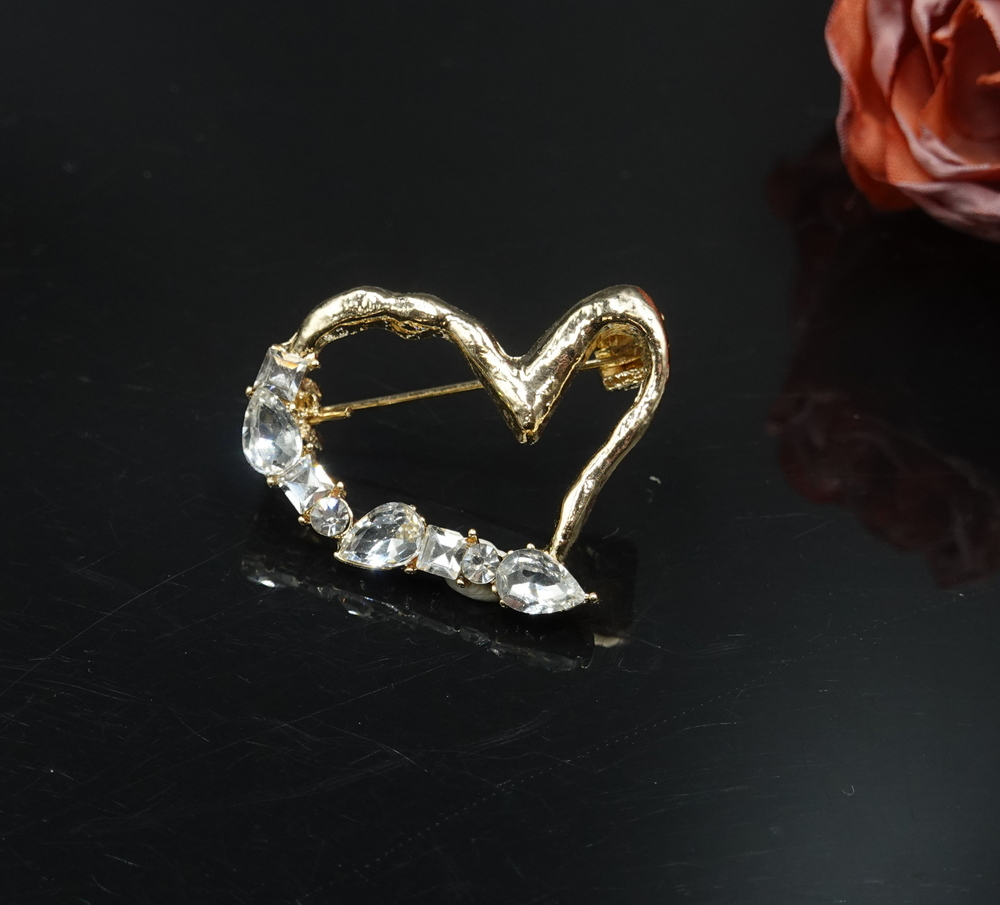 1 Broša Love FD-1122 - Image 1